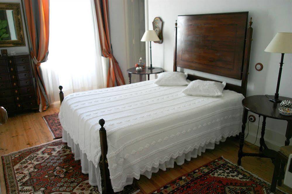 Casa De Mogofores Bed & Breakfast